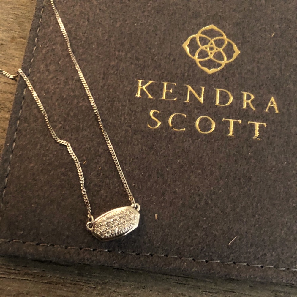 Kendra Scott Lisa Pendant Necklace Diamond &14k WG